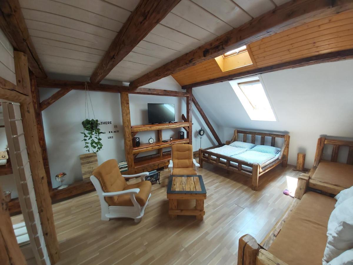 Appartamento Apartmán Sarah Noemi, 100 m SKIBUS JASNA Liptovský Mikuláš Esterno foto